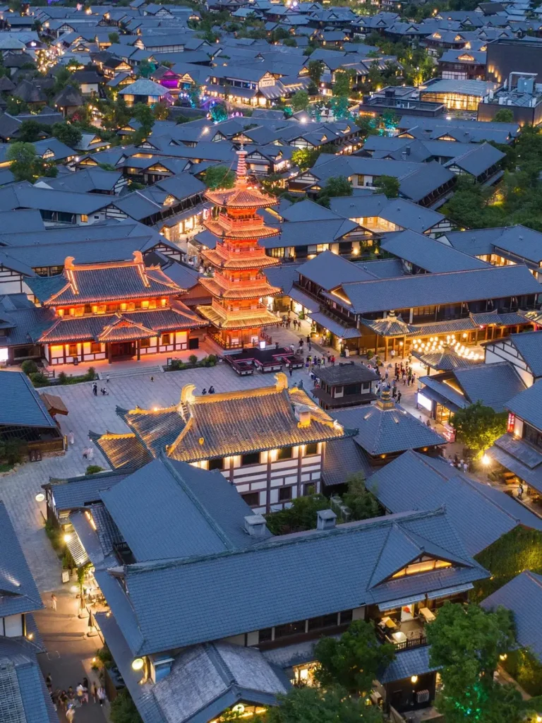 Taihu Lake Tranquility
Wuxi
7-Day Jiangsu Itinerary