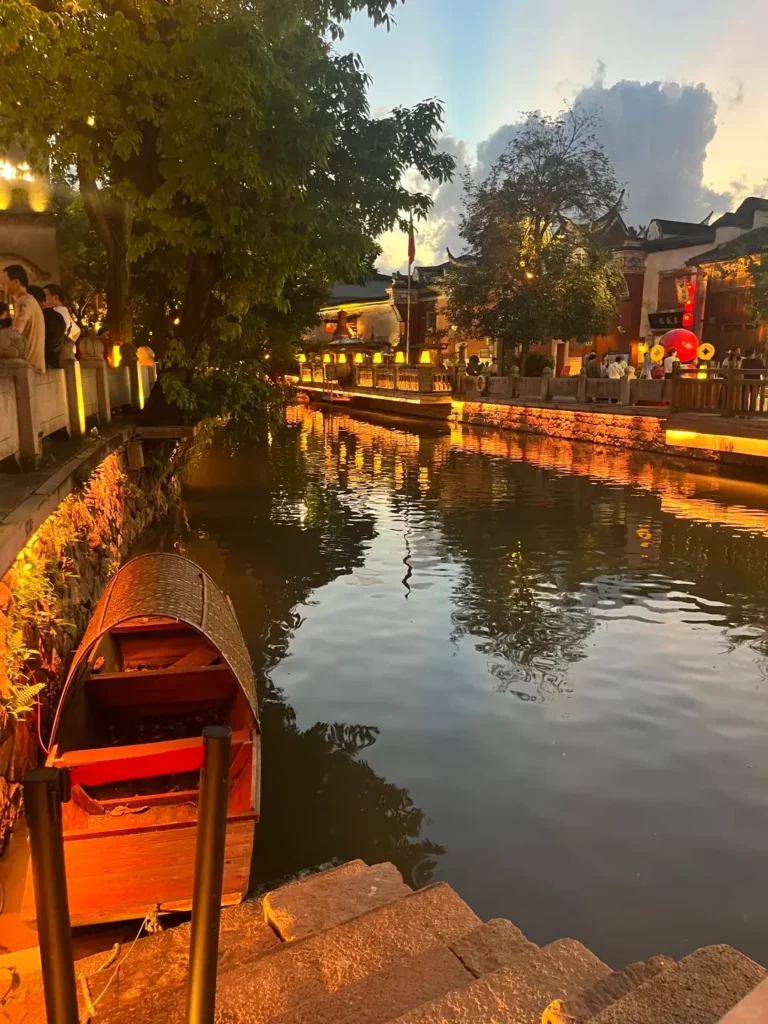 Fuzhou itinerary
Fuzhou travel guide
Fujian travel
Shangxiahang