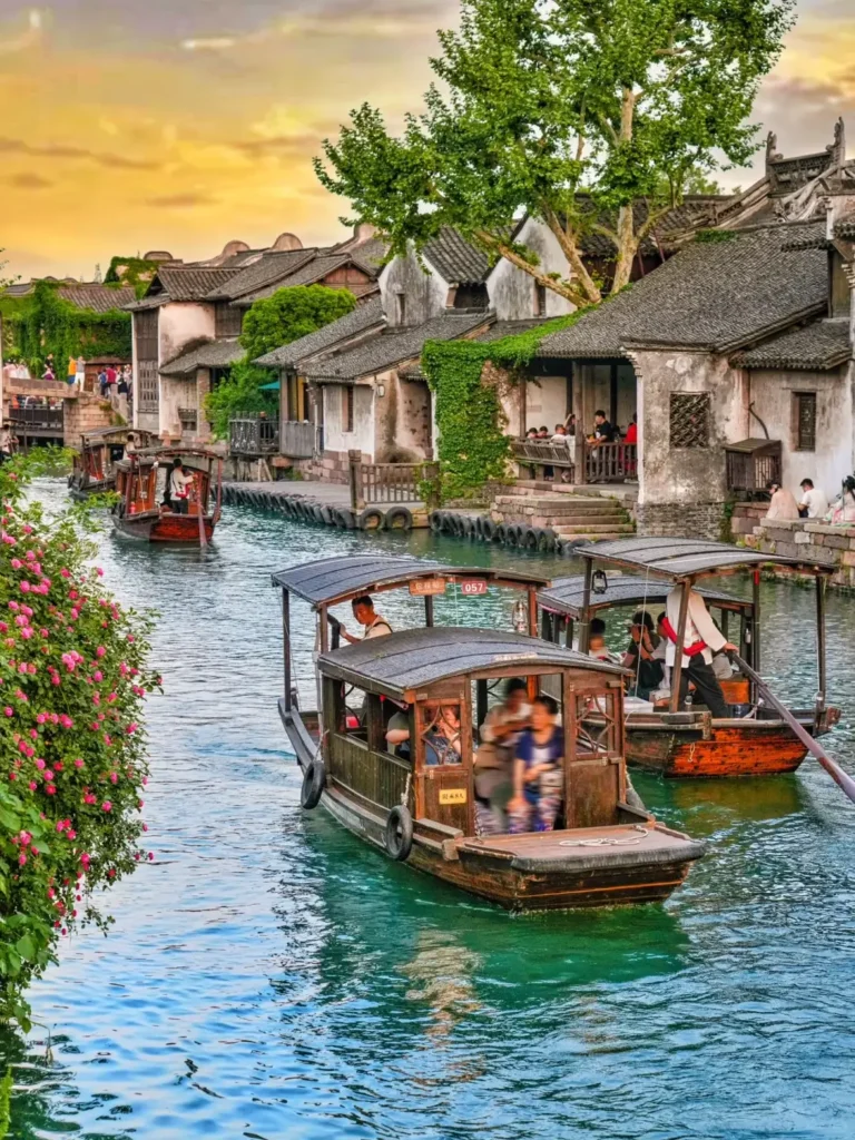 Zhejiangtravel guide
Things to do in Zhejiang
13-day Zhejiang itinerary
Zhejiang water towns
Jiangnan adventure
Ancient Water Towns
Wuzhen Water Town