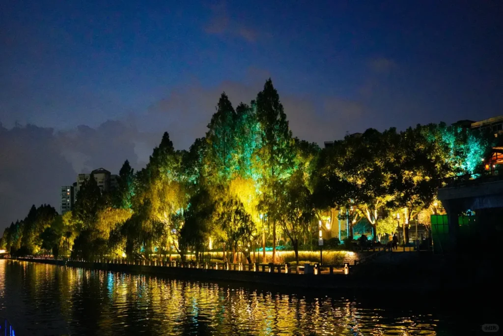 Hangzhou travel guide
Things to do in Hangzhou
Hangzhou 7-day itinerary
Hangzhou culture
Silk Capital" of China
the Beijing-Hangzhou Grand Canal