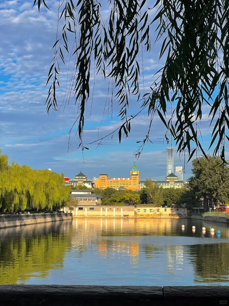 JingShan Park
jingshan park
