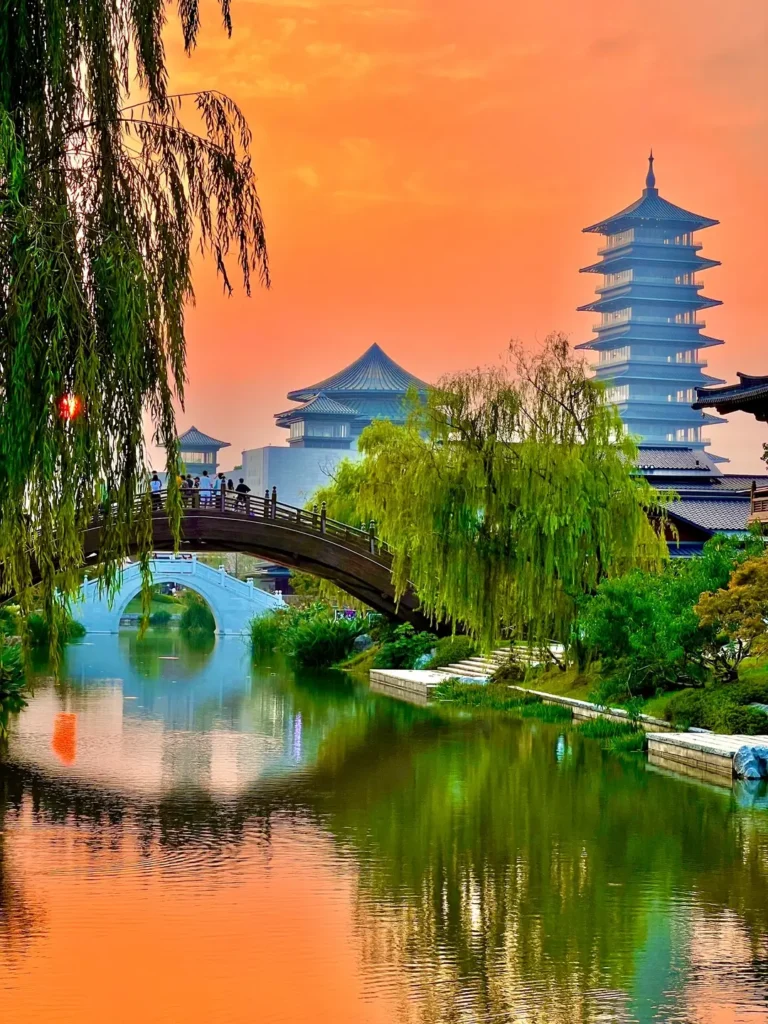 Yangzhou
7-Day Jiangsu Itinerary