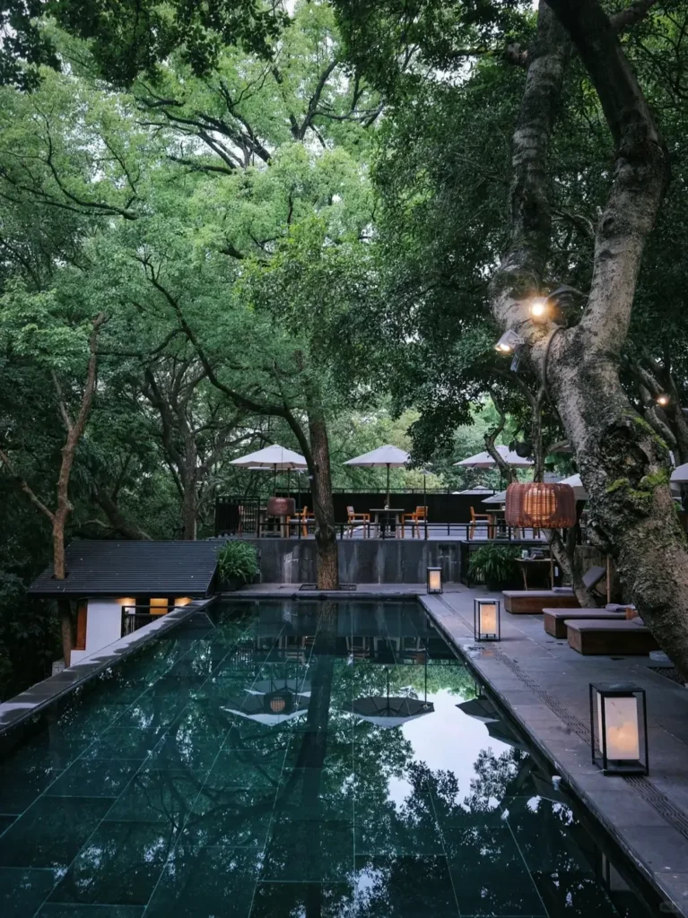 Hangzhou travel guide
Things to do in Hangzhou
Hangzhou 7-day itinerary
Hangzhou culture