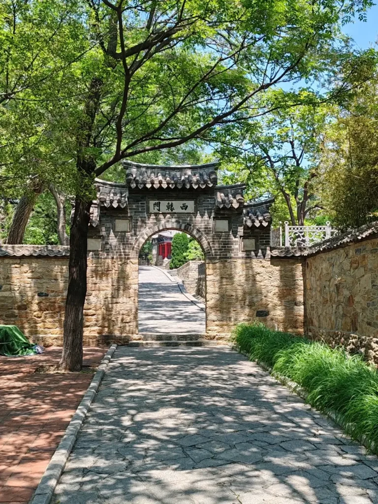 Liugong Island
8-Day Qingdao Itinerary
Weihai coastal tour