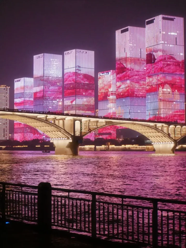 Hunan Itinerary
Changsha itinerary
Hunan spicy food culture
Changsha