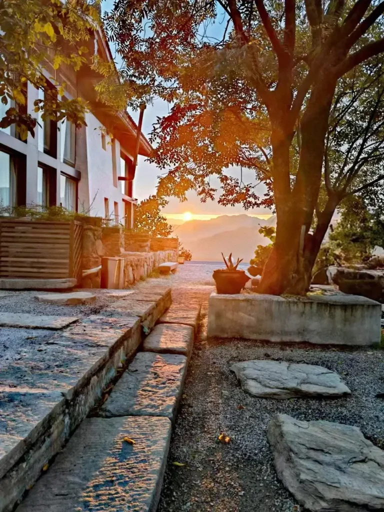 Hubei Itinerary
Hubei culture tour
Wudang Mountains Taoism