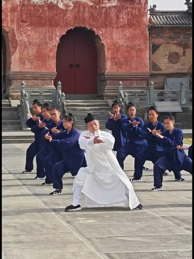 Hubei Itinerary
Hubei culture tour
Wudang Mountains Taoism