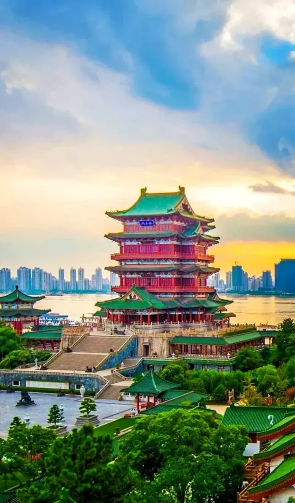 Jiangxi Itinerary
Jiangxi culture tour
Nanchang
Prince Teng (Tengwang Ge)