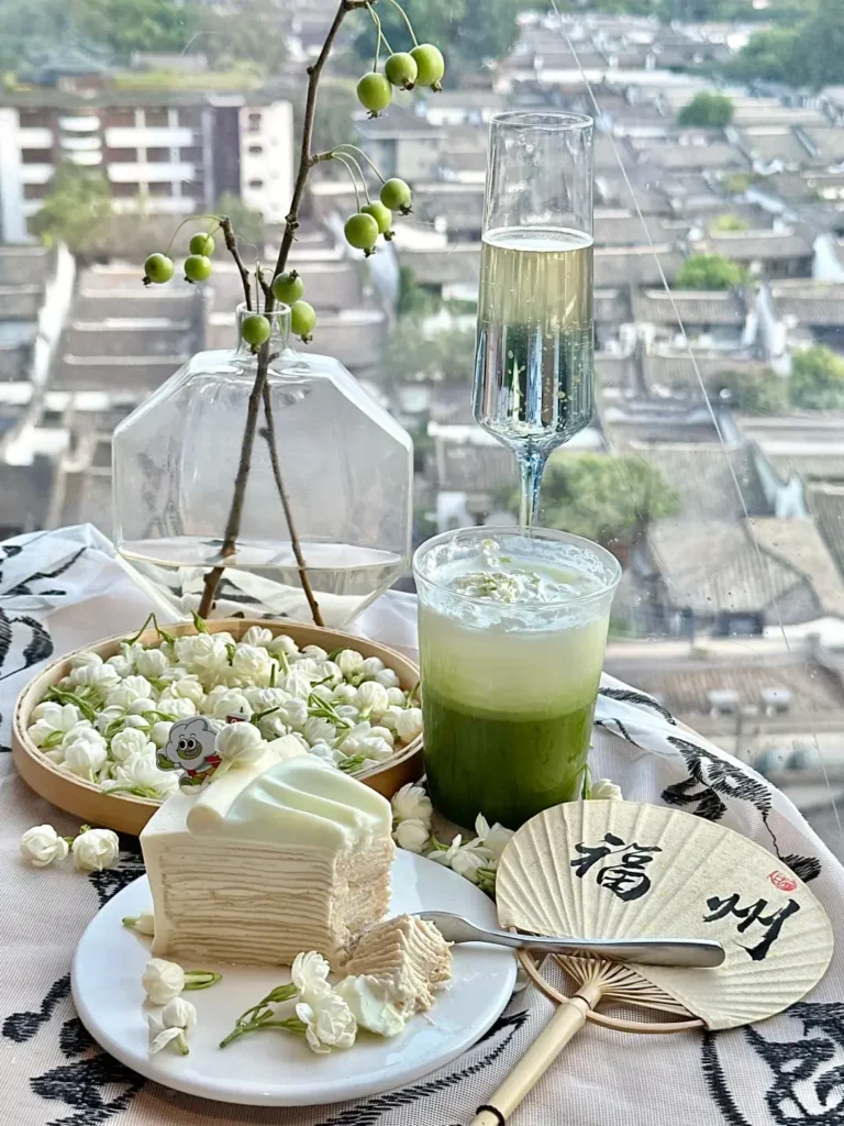 Fuzhou itinerary
Fuzhou travel guide
Fujian travel
Sanfang Qixiang
Min cuisine