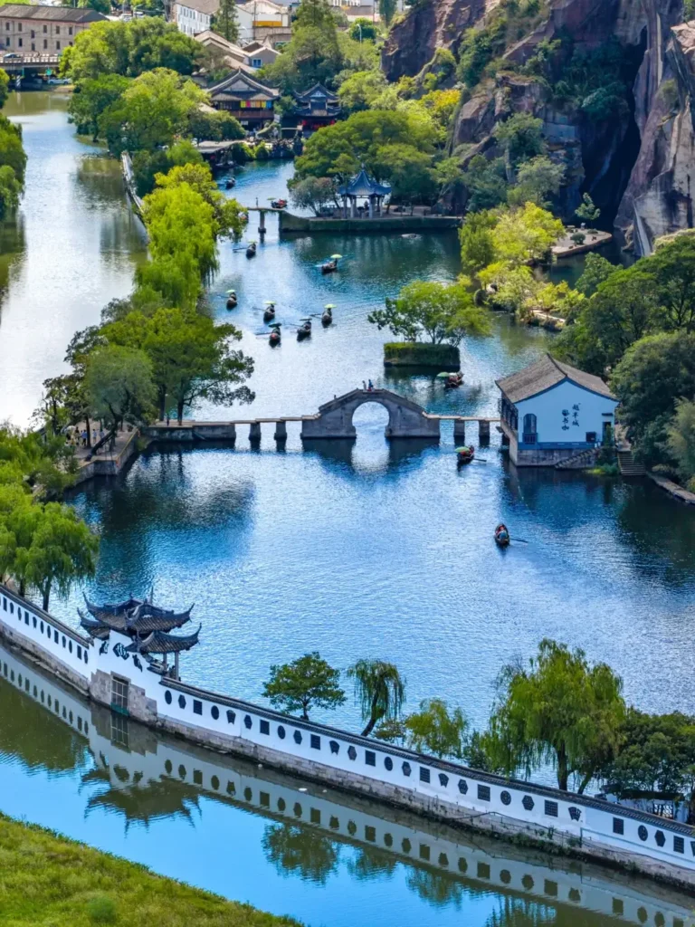 Zhejiangtravel guide
Things to do in Zhejiang
13-day Zhejiang itinerary
Zhejiang water towns
Shaoxing
Venice of the East