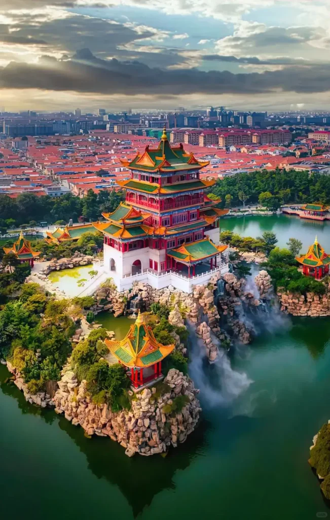 China Itinerary
13 days off the beaten path
Mount Tai hike
Confucius hometown
Penglai Pavilion
Qingdao coast