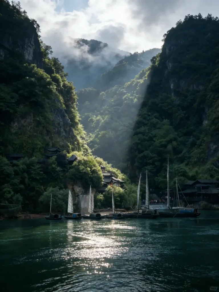 Hubei Itinerary
Hubei culture tour
Three Gorges dam tour
Zigui Ancient