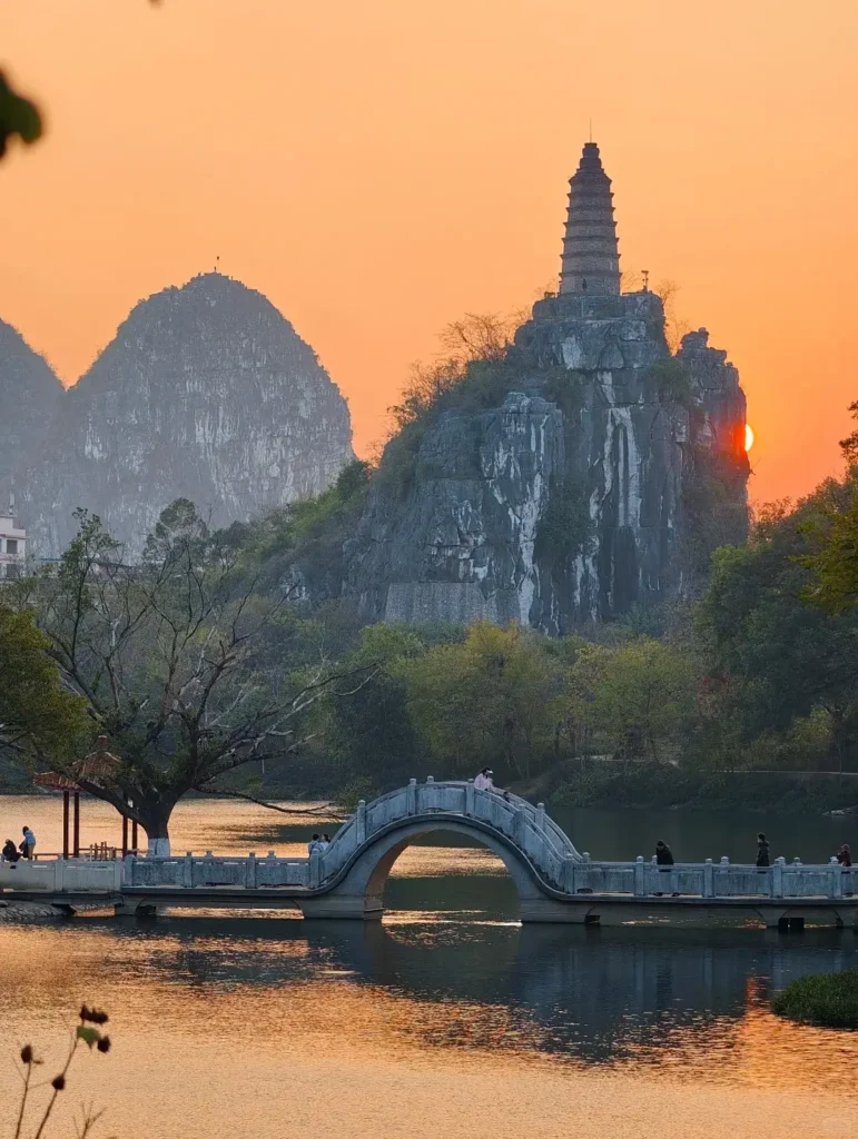 Guilin Travel Guide