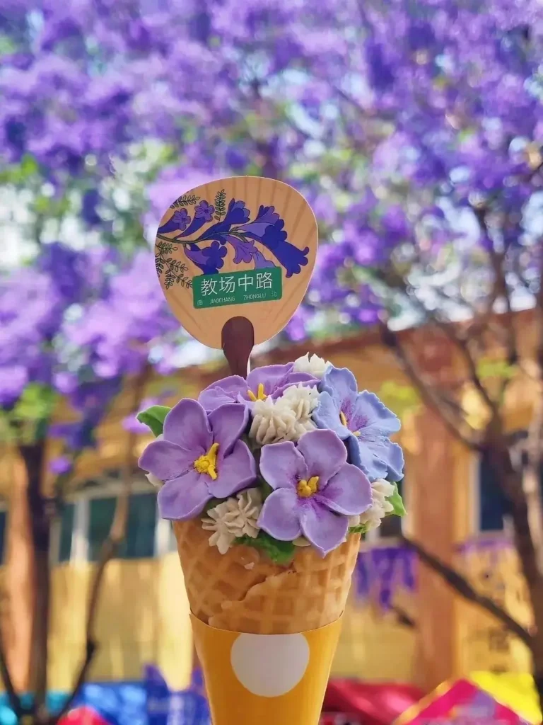 Kunming Travel Guide