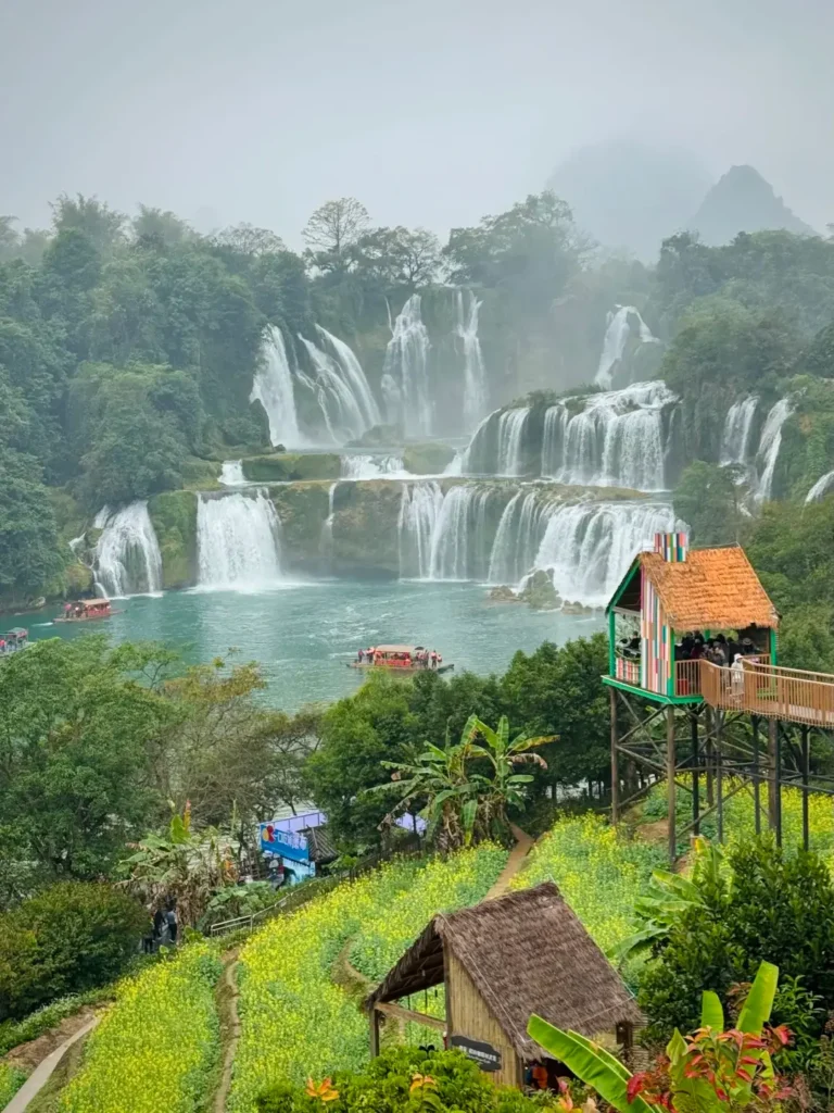 Guangxi travel guide
Guangxi itinerary
China travel
Nanning
The Detian Transnational Waterfall