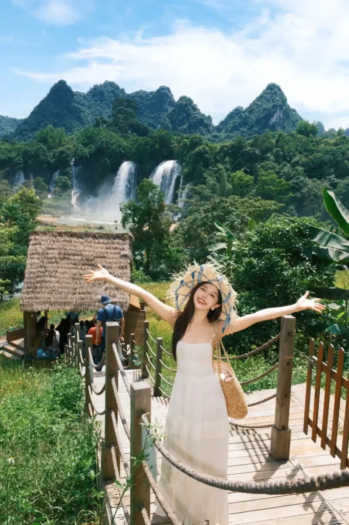 Nanning travel guide
Things to do in Nanning
Nanning attractions
Detian Waterfall
Nanning itinerary
The Mighty Detian Waterfall
Witnessing the immense power of the Detian Waterfall using this expert Nanning travel guide