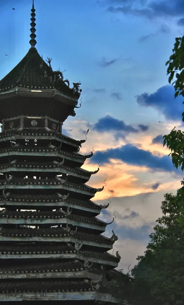 Zhaoxing itineraryZhaoxing travel guideZhaoxing Dong villageDong minority cultureJiaban grice terracesGuizhou travel