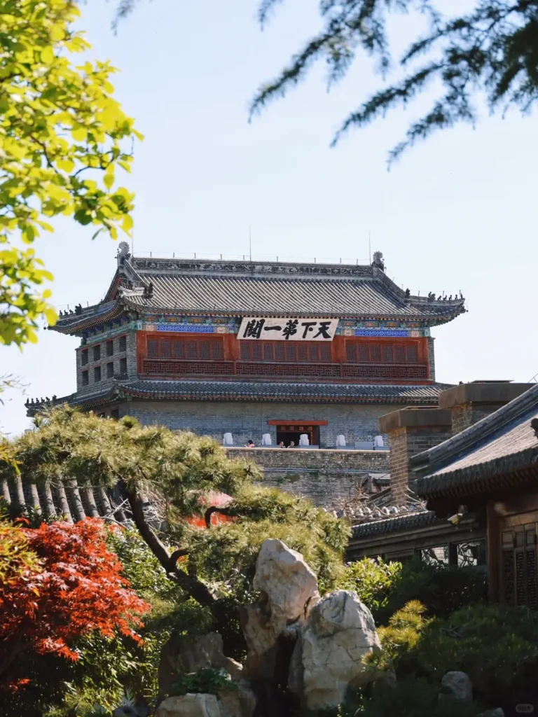 Qinhuangdao travel guide
Things to do in Qinhuangdao
Qinhuangdao attractions
Shanhaiguan Great Wall
Beidaihe beach
Aranya resort