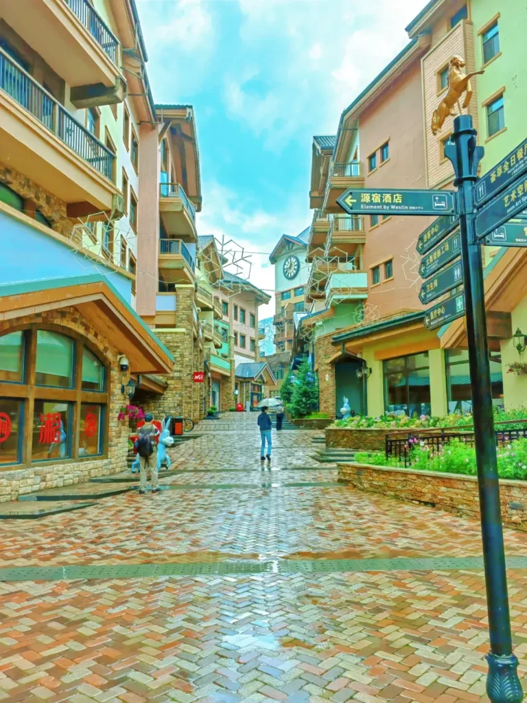 Zhangjiakou travel guide
Things to do in Zhangjiakou
Zhangjiakou attractions
Zhangjiakou itinerary
Zhangjiakou skiing
Winter Olympics