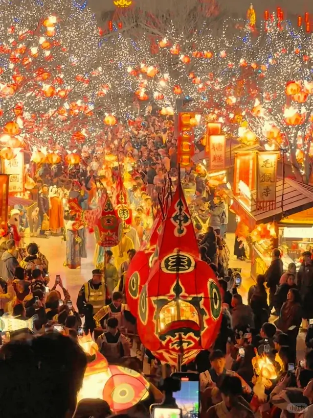 Kaifeng itinerary
Kaifeng travel guide
Song Dynasty
Millennium City Park
Kaifeng night market
Henan travel