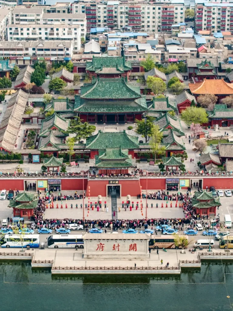 Kaifeng itinerary
Kaifeng travel guide
Song Dynasty
Millennium City Park
Kaifeng night market
Henan travel