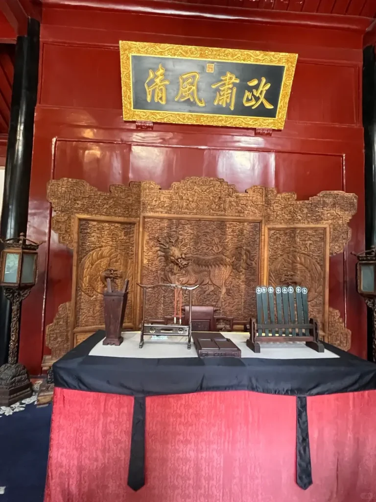 Exploring the majestic Western Qing Tombs using this expert Baoding travel guide.
Baoding travel guide
Things to do in Baoding
Baoding attractions
Baoding itinerary
Western Qing Tombs
Yesanpo