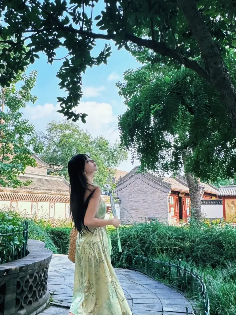 Exploring the majestic Western Qing Tombs using this expert Baoding travel guide.
Baoding travel guide
Things to do in Baoding
Baoding attractions
Baoding itinerary
Western Qing Tombs
Yesanpo