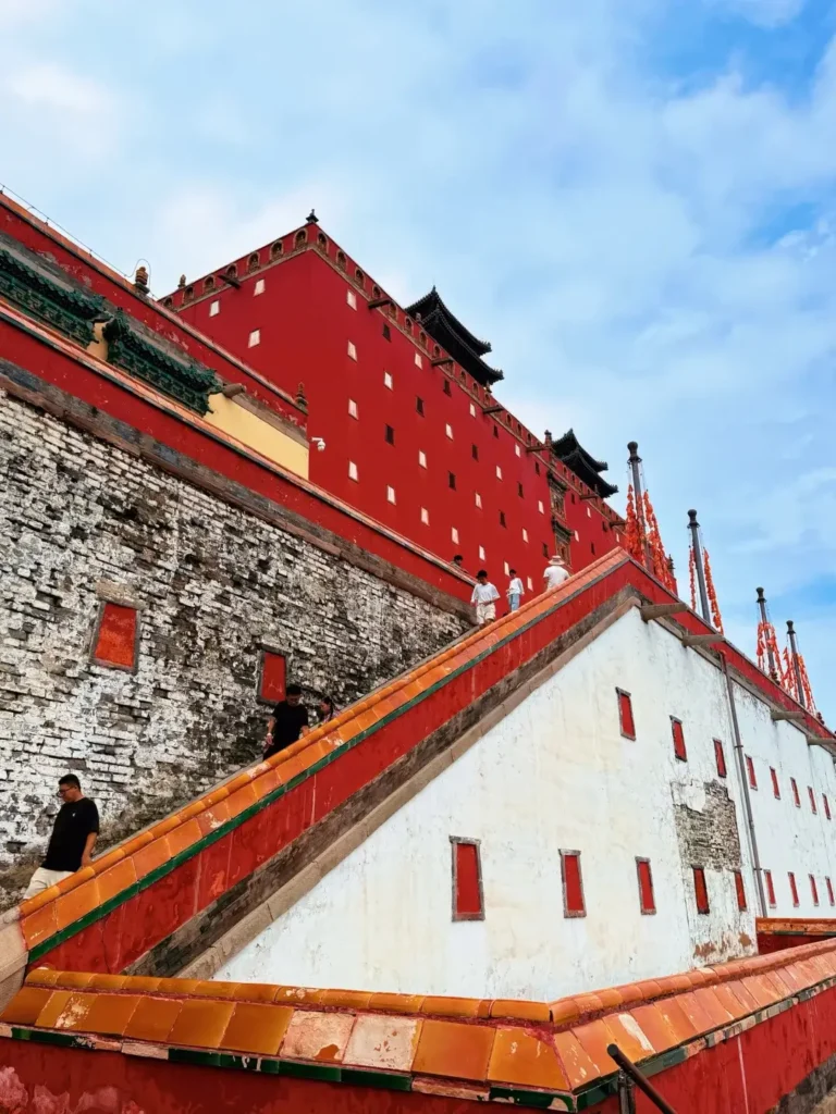 Visiting the Little Potala Palace is one of the top things to do in Chengde.
Chengde travel guide
hings to do in Chengde
Chengde attractions
Chengde itinerary
Chengde Mountain Resort
Little Potala Palace