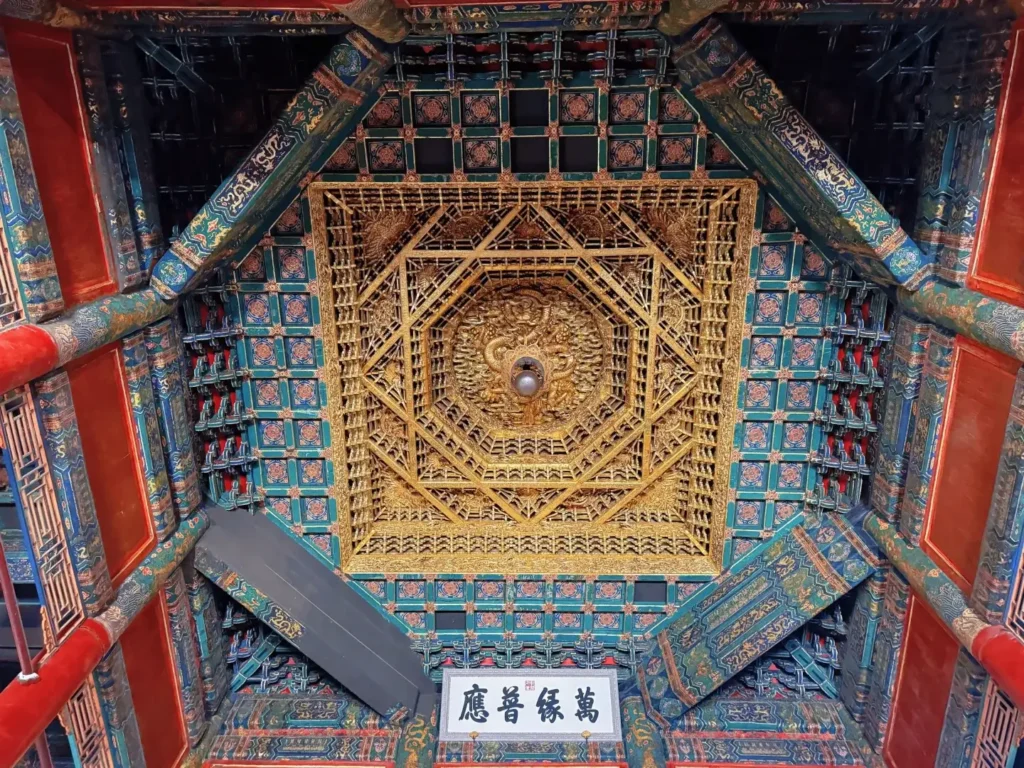 Visiting the Little Potala Palace is one of the top things to do in Chengde.
Chengde travel guide
hings to do in Chengde
Chengde attractions
Chengde itinerary
Chengde Mountain Resort
Little Potala Palace