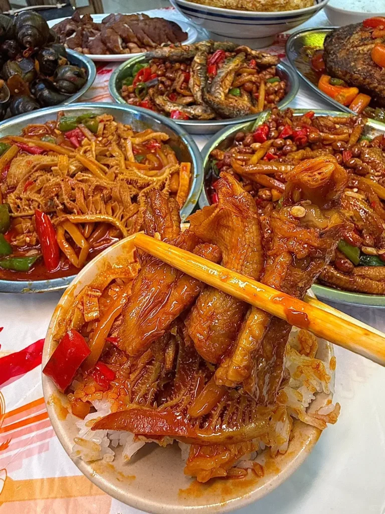 Liuzhou travel guide
Liuzhou itinerary
Luosifen
San jiang
top attractions
China travel