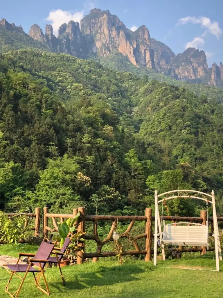 Guangxi travel guide
Guangxi itinerary
China travel
Yaoshan Tea Plantation