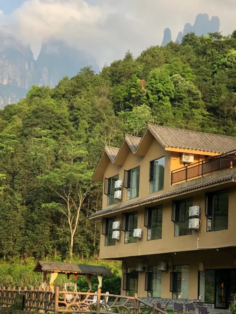 Guilin travel guide
Guilin itinerary
Yangshuo
Li River
Longji Rice Terraces
China travel
Yaoshan Tea Garden