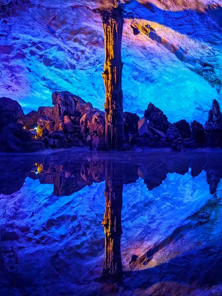 Guilin travel guide
Guilin itinerary
Yangshuo
Li River
Longji Rice Terraces
China travel
Reed Flute Cave (Ludi Yan)