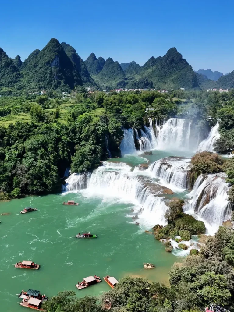 Guilin travel guide
Guilin itinerary
Yangshuo
Li River
Longji Rice Terraces
China travel
Yulong River