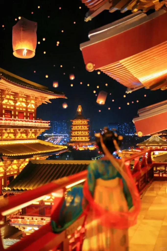 Luoyang itinerary
Luoyang travel guide
Longmen Grottoes
China travel
Ming Tang
Tian Tang