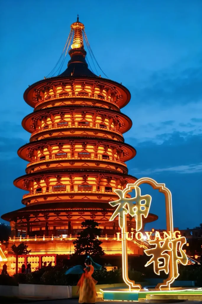 Henan itinerary
Henan travel guide
China travel
Luoyang
Longmen Grottoes