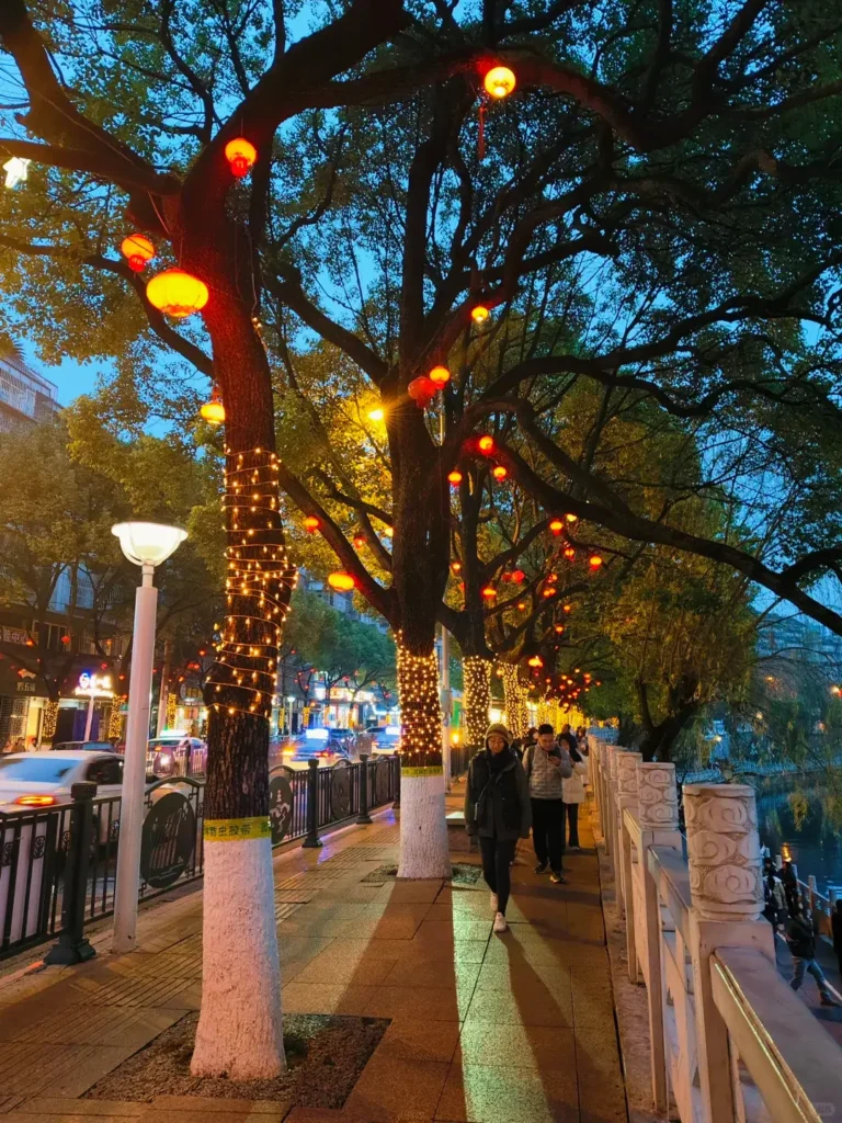 Guiyang travel guideGuiyang itineraryJiaxiu PavilionGuizhou travel