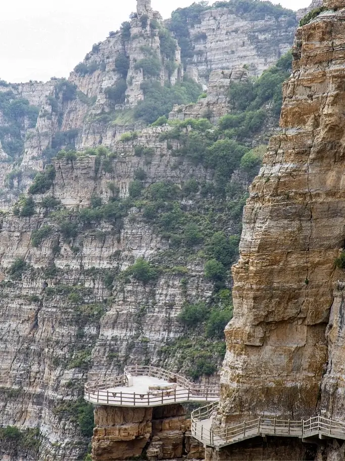 Baoding travel guide
Things to do in Baoding
Baoding attractions
Baoding itinerary
Western Qing Tombs
Yesanpo