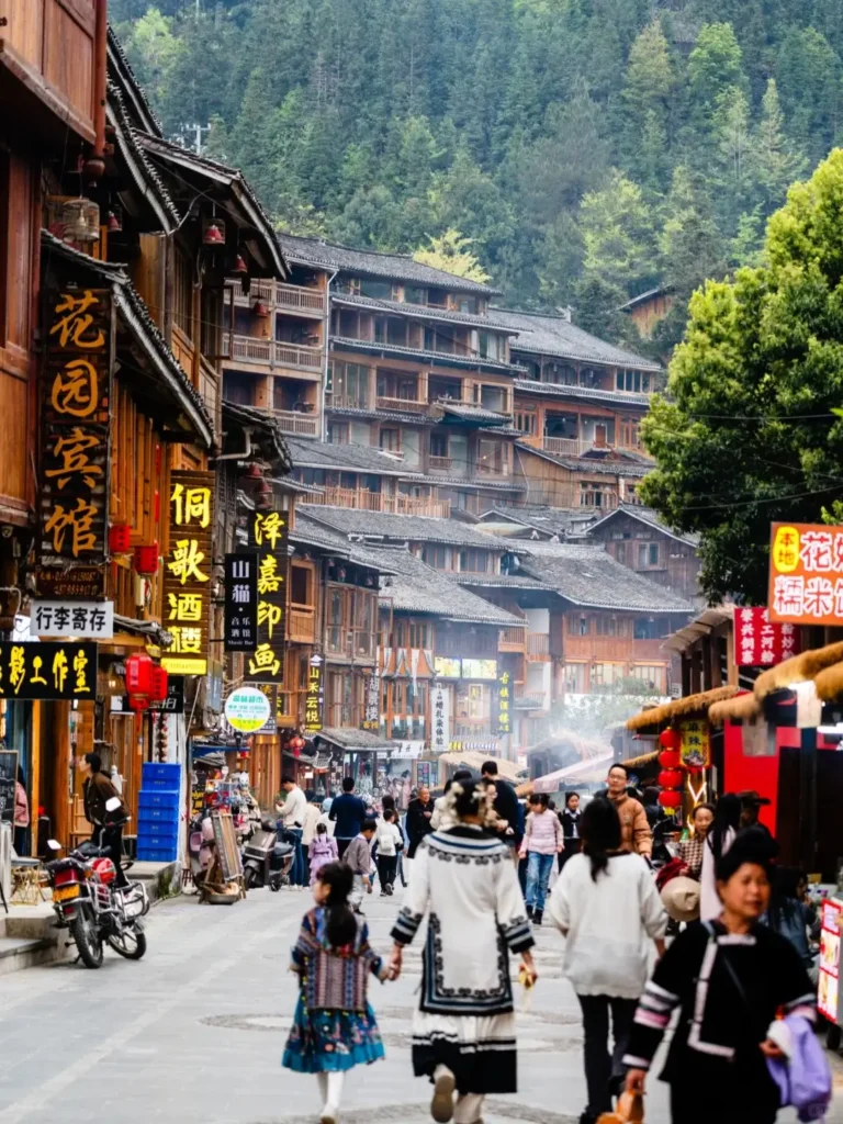 Zhaoxing itineraryZhaoxing travel guideZhaoxing Dong villageDong minority cultureJiaban grice terracesGuizhou travel