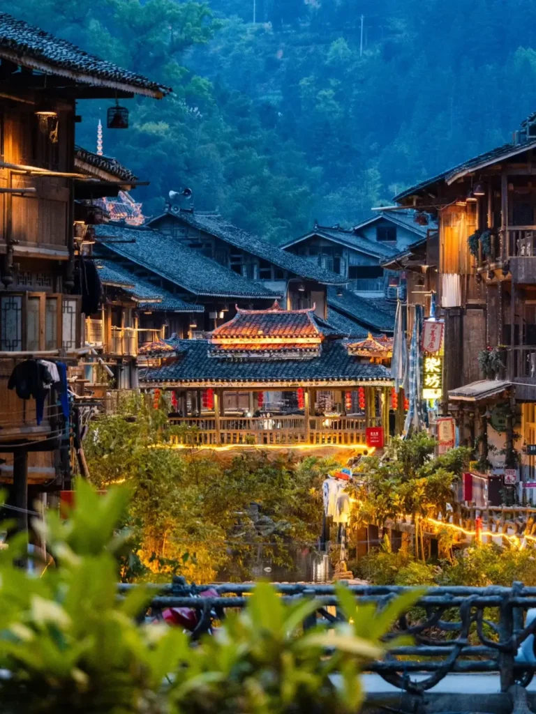 Zhaoxing itineraryZhaoxing travel guideZhaoxing Dong villageDong minority cultureJiaban grice terracesGuizhou travel
