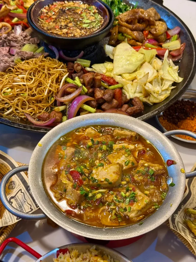 Guiyang travel guideGuiyang itineraryQingyan Ancient TownGuizhou travelLove Tofu (Lian Ai Dou Fu Guo)