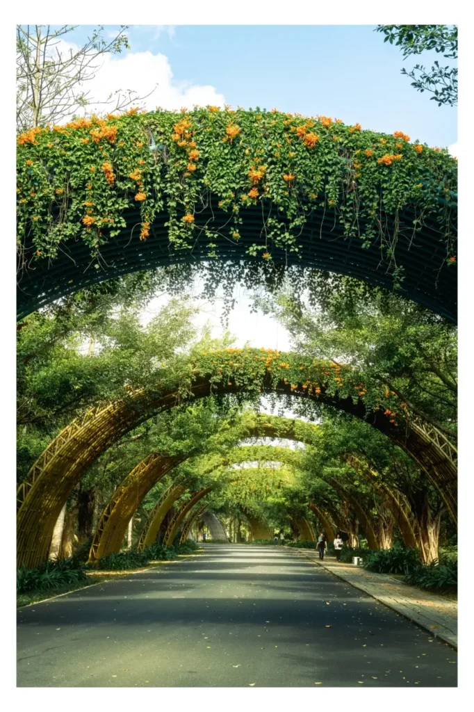 Nanning travel guide
Things to do in Nanning
Nanning attractions
Nanning itinerary
Qingxiu Mountain