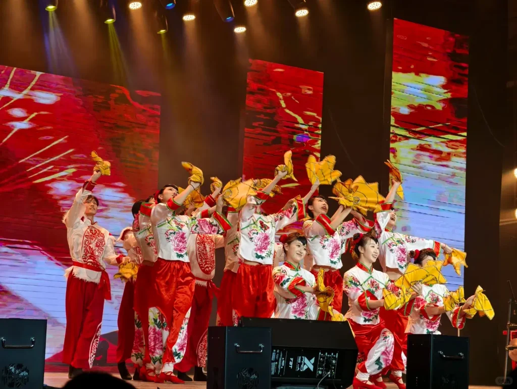 Watching an Errenzhuan performance is a core feature of this comprehensive Tieling travel guide.
Tieling travel guide
Things to do in Tieling
Tieling attractions
Tieling itinerary
Xiangya Mountain
Diaobingshan Steam Locomotives
Northeast Folk Culture