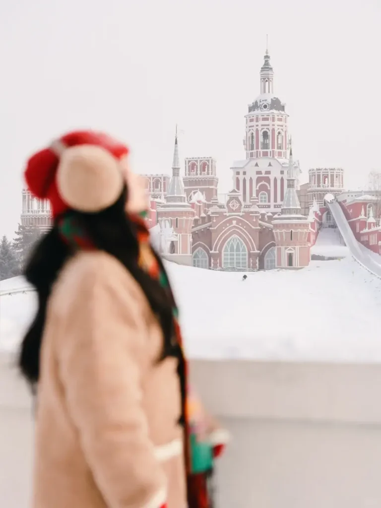 Beautiful traditional Russian-style wooden castles surrounded by deep white snow, a scenic hideaway featured in our Harbin 7-day itinerary.
Harbin 7-day itinerary
Things to do in Harbin
Harbin travel guide
Harbin Ice and Snow World
Central Street
St. Sophia Cathedral
Sun Island