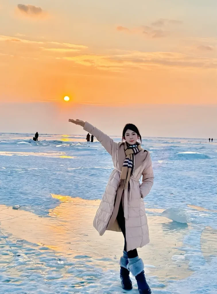 The ocean-like vastness of Xingkai Lake at sunset, providing ultimate inspiration for your Jixi travel guide and border itinerary.
Jixi travel guide
Things to do in Jixi
Jixi itinerary
Xingkai Lake
Hutou Fortress
Jixi Cold Noodles