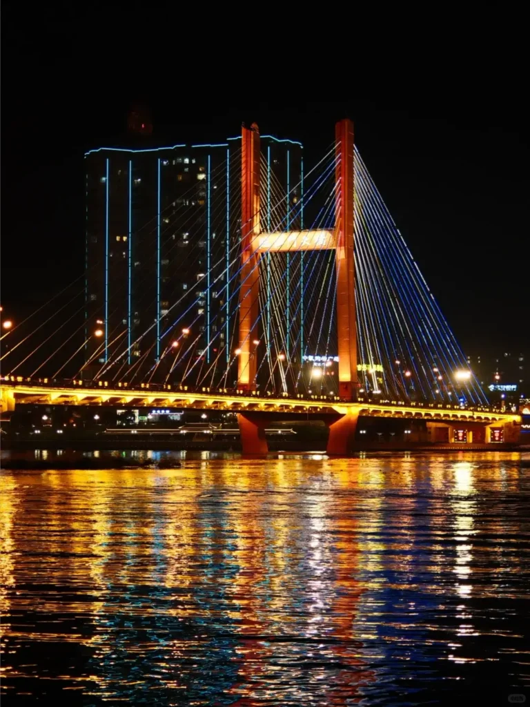 Jilin City travel guide
things to do in Jilin City
Jilin City itinerary
Jilin rime ice
Wusong Dao
Vanke Songhua Lake ski resort
Manchu copper hot pot