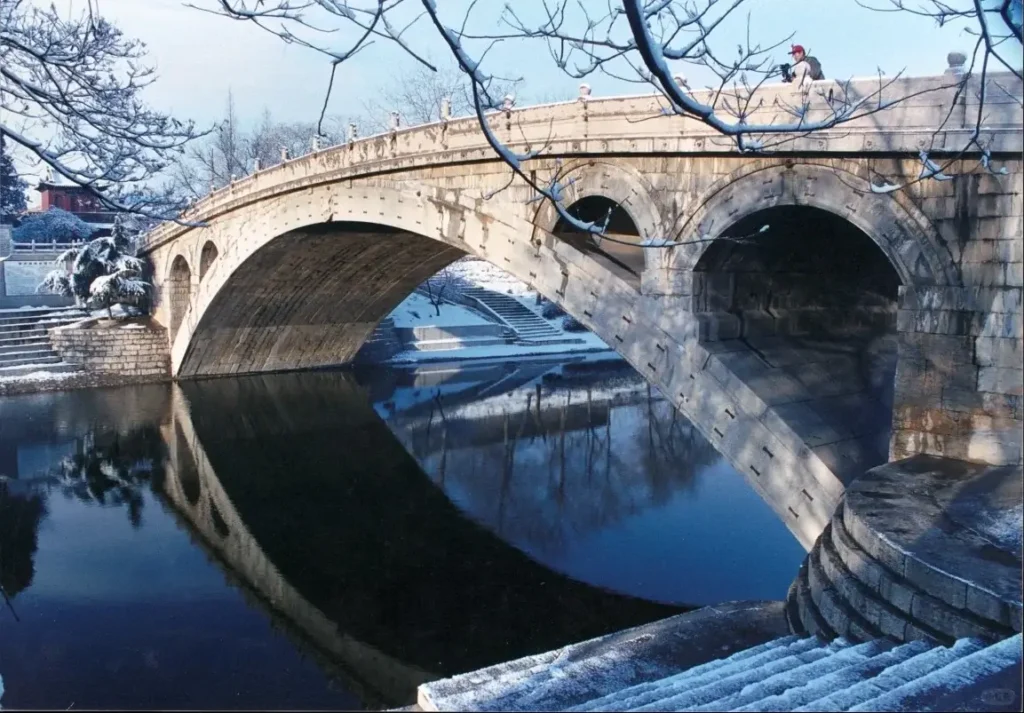 Walking across the historic Zhaozhou Bridge to discover the top Shijiazhuang attractions.
Shijiazhuang travel guide
Things to do in Shijiazhuang
Shijiazhuang attractions
Shjiazhuang itinerary
Zhengding Ancient City
Cangyan Mountain