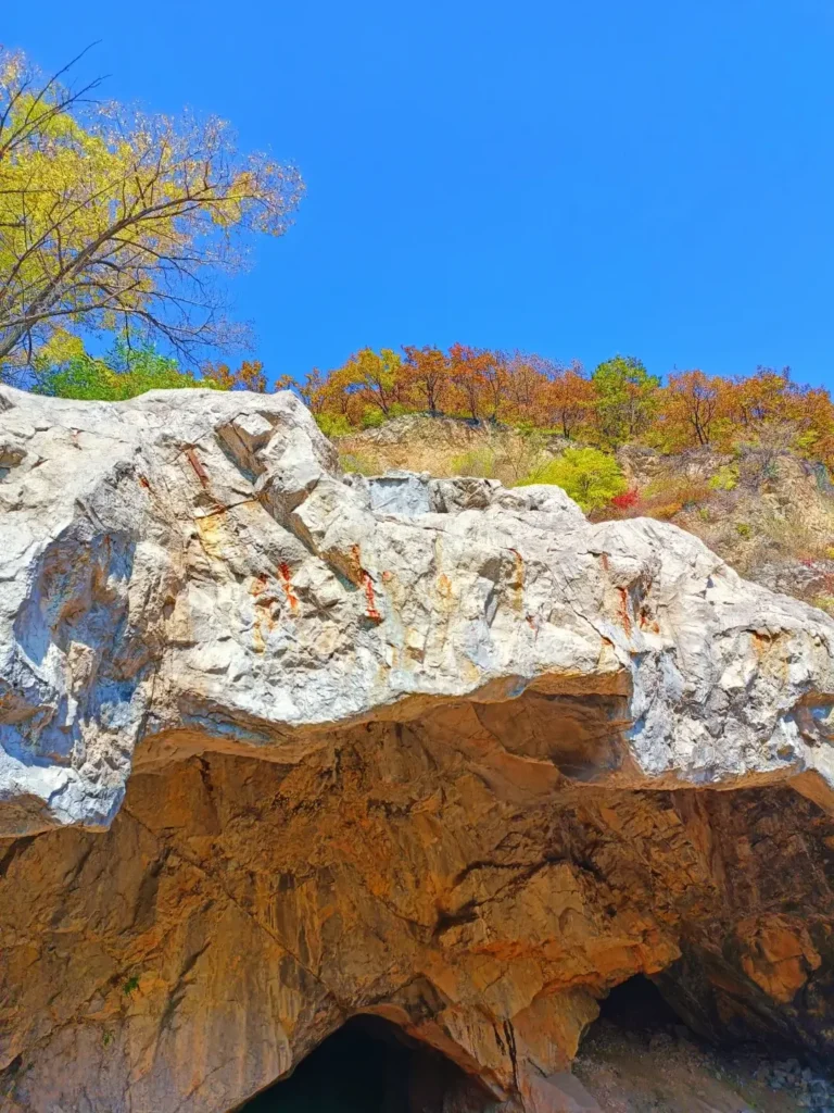 Benxi travel guide
Things to do in Benxi
Benxi attractions
Benxi itinerary
Benxi Water Caves
Guanmenshan
Maple leaves