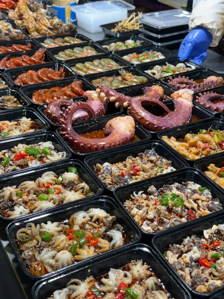 Yanbian travel guide
things to do in Yanbian
Yanbian itinerary
Yanji travel
North Korea border tour China
Korean-Chinese cuisine
Yanji Water Market (Shuishang Shichang)