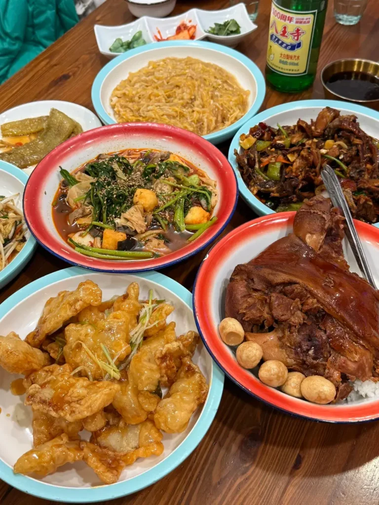 Fushun travel guide
Things to do in Fushun
Fushun attractions
Fushun itinerary
Hetu Ala City
Qing Dynasty origins
Lei Feng